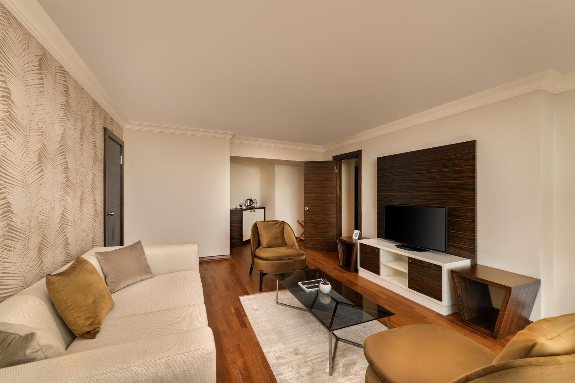 Rixos Park - The Land Of Legends Access Belek