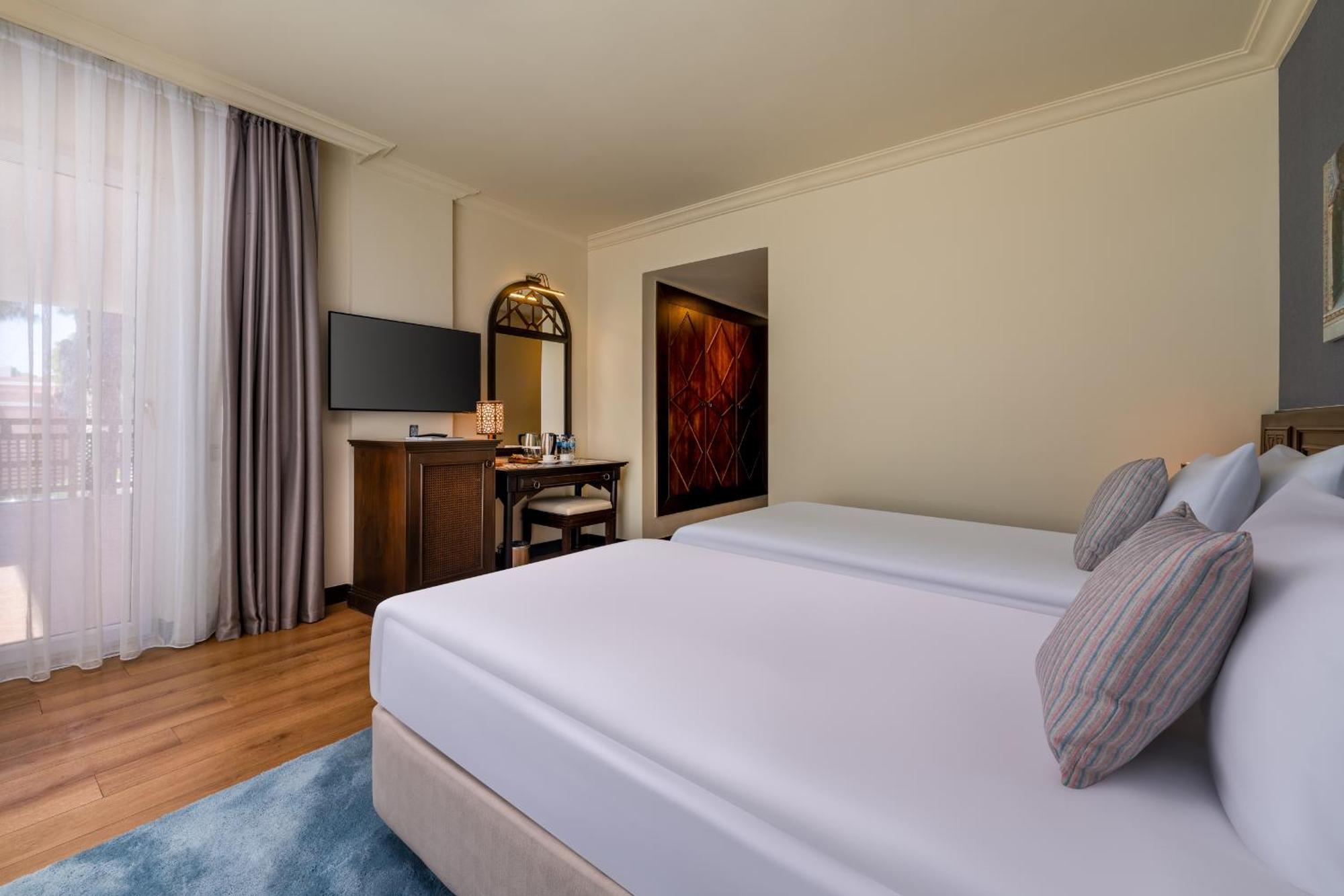 Rixos Park - The Land Of Legends Access Belek