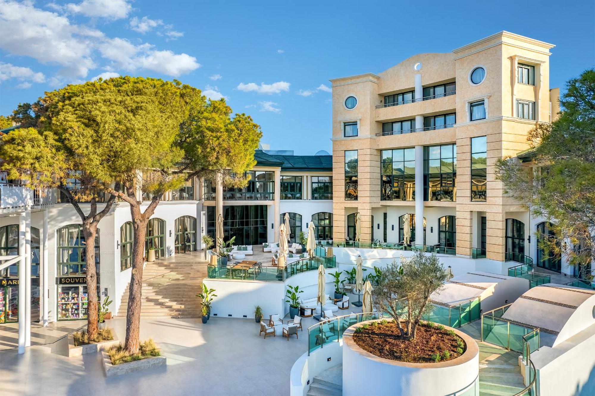 Rixos Park - The Land Of Legends Access Белек