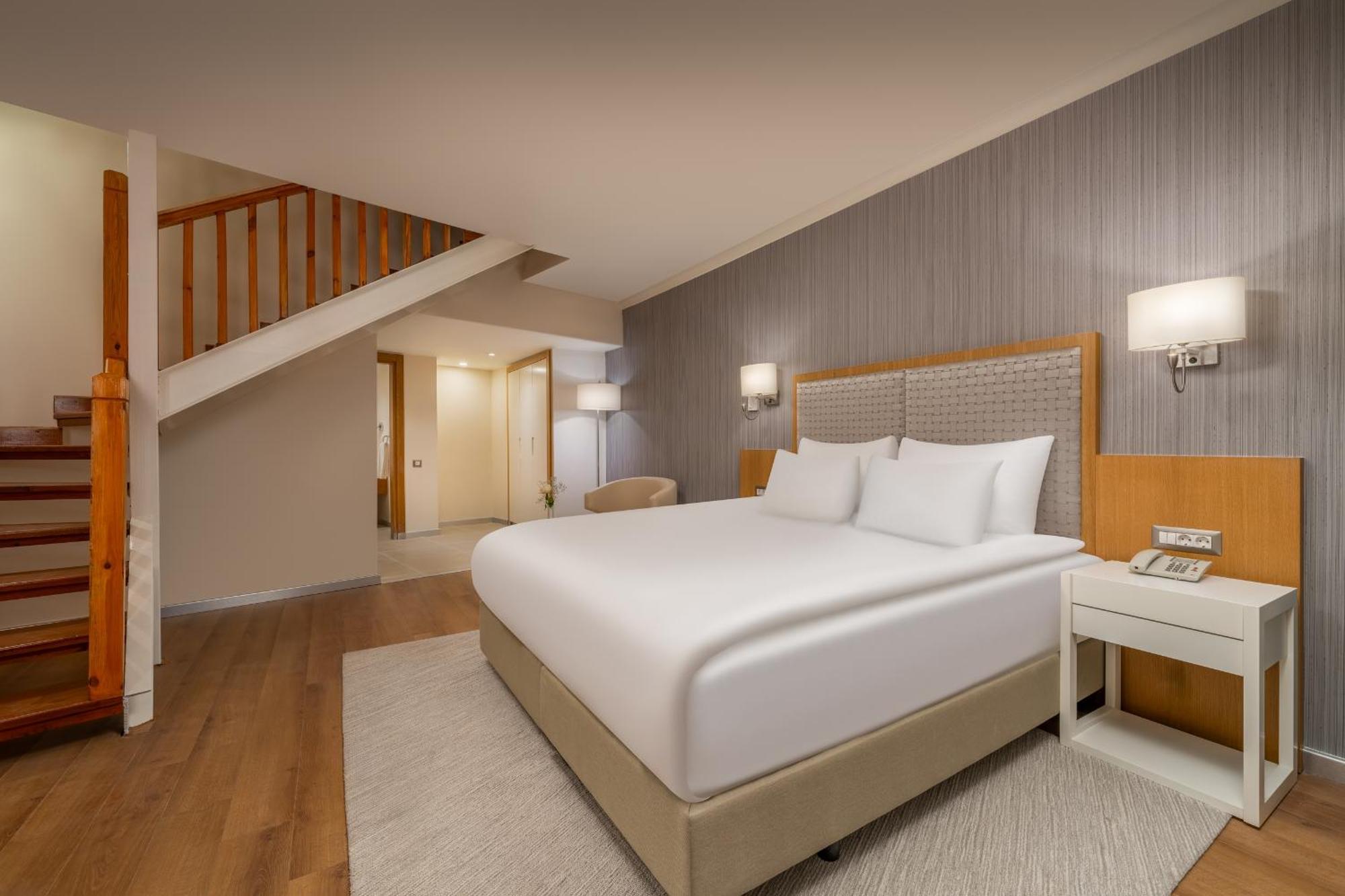 Rixos Park - The Land Of Legends Access Белек